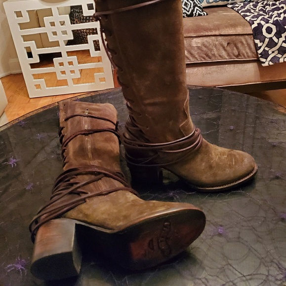 Freebirds- Coal - Picture 2 of 3